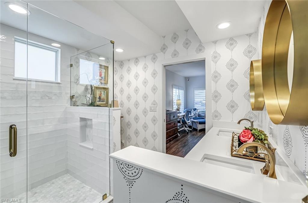 GLENCOVE - Residential