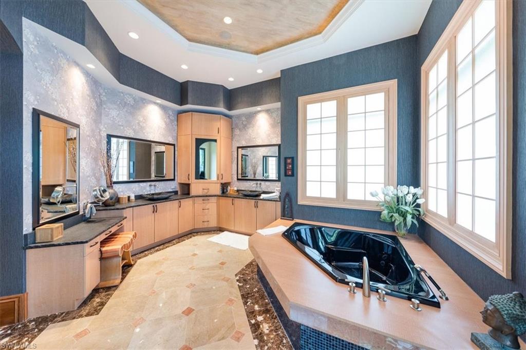 QUAIL WEST - Residential