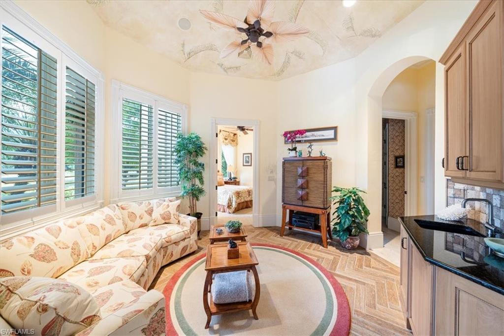 QUAIL WEST - Residential