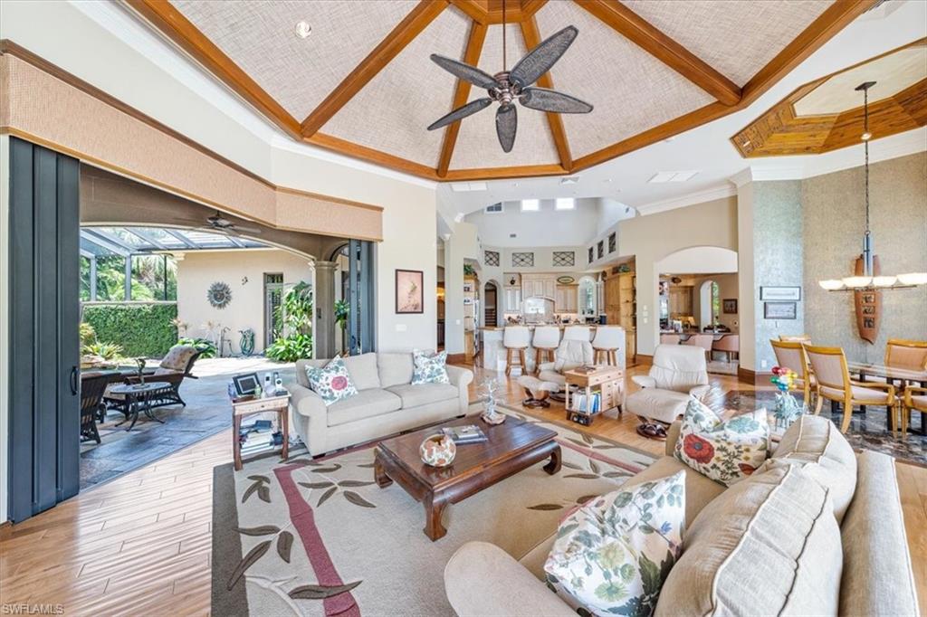 QUAIL WEST - Residential