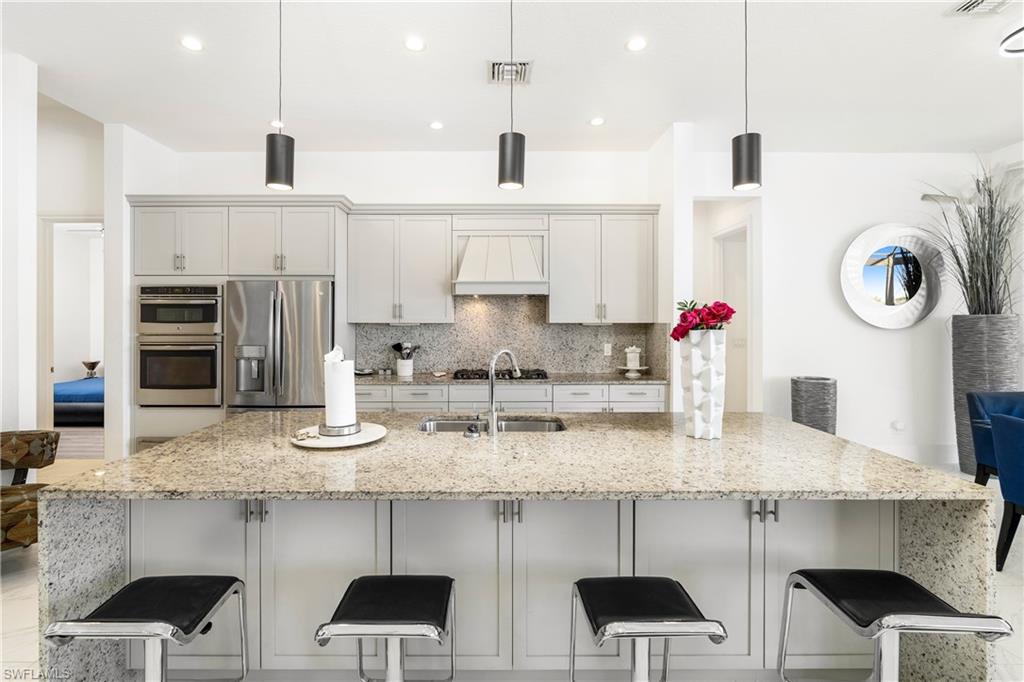 HIDDEN HARBOR - Residential Lease