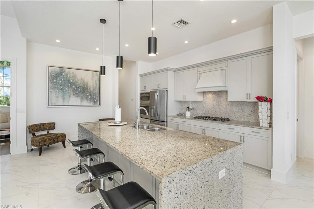 HIDDEN HARBOR - Residential Lease