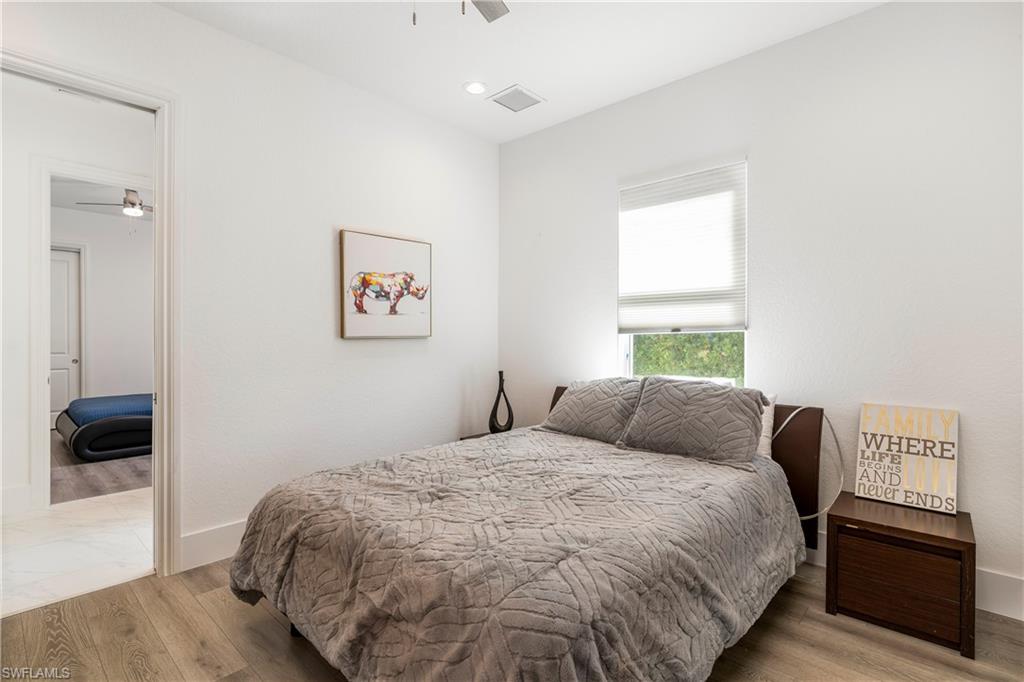 HIDDEN HARBOR - Residential Lease