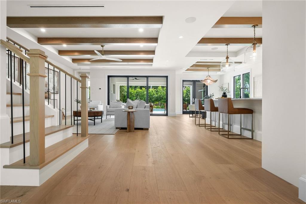 LAKE PARK - Residential