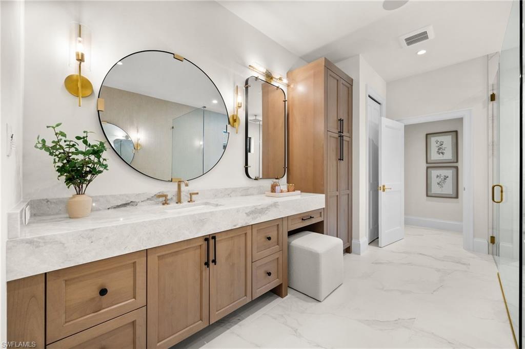 LAKE PARK - Residential