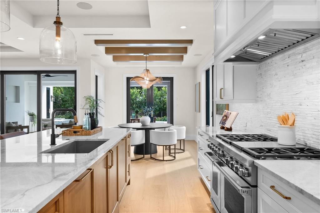 LAKE PARK - Residential