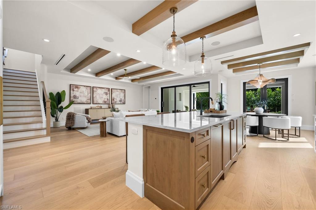 LAKE PARK - Residential