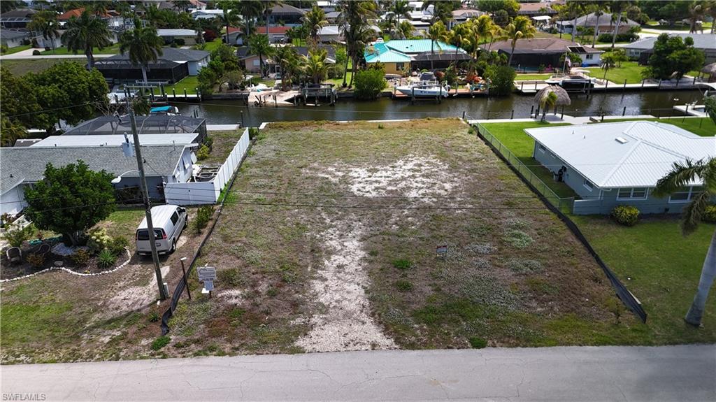 YACHT CLUB - Residential