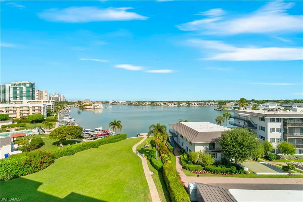 HARBORSIDE WEST - Residential