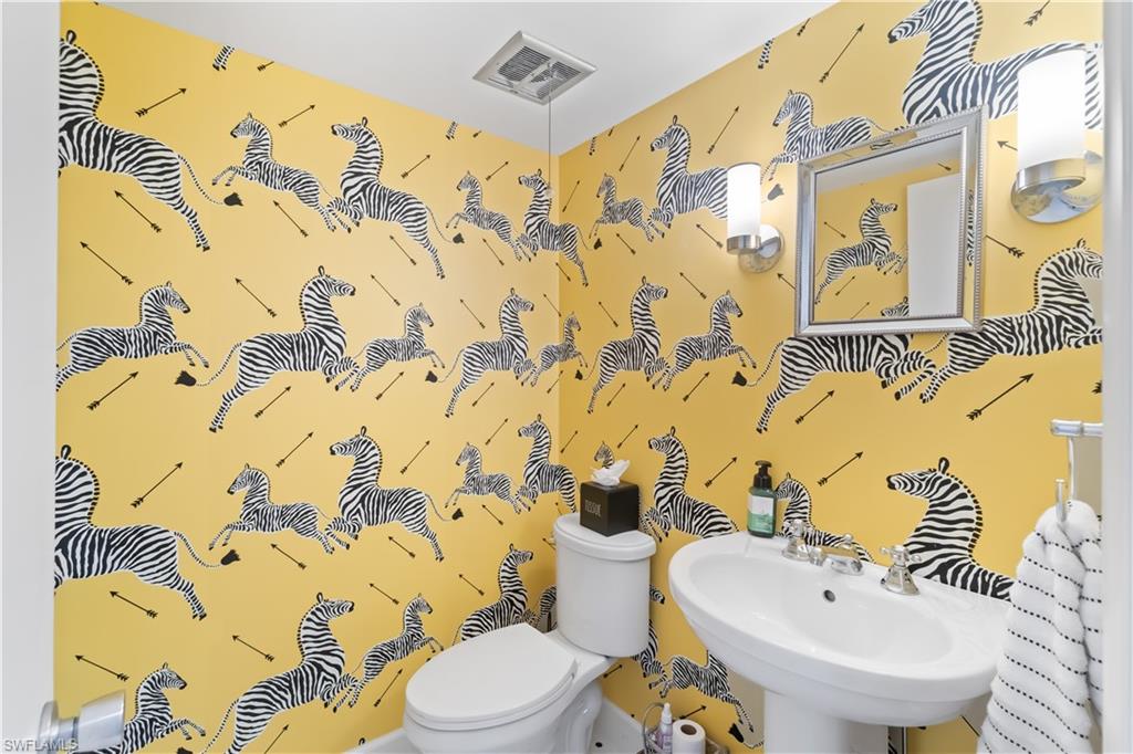 HARBORSIDE WEST - Residential