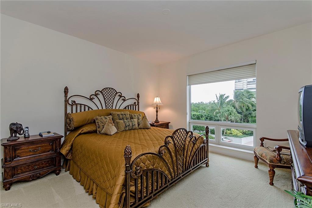 BILTMORE AT BAY COLONY - Residential