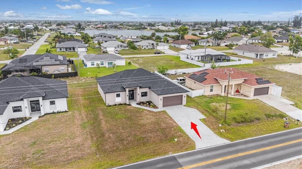 305 Diplomat PKWY E