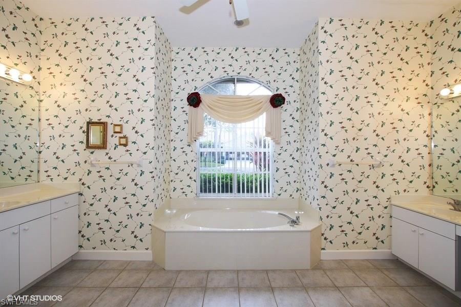 LONGLAKE - Residential