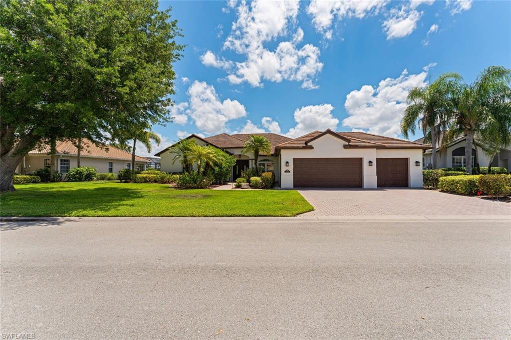 WALDEN LAKES - Residential