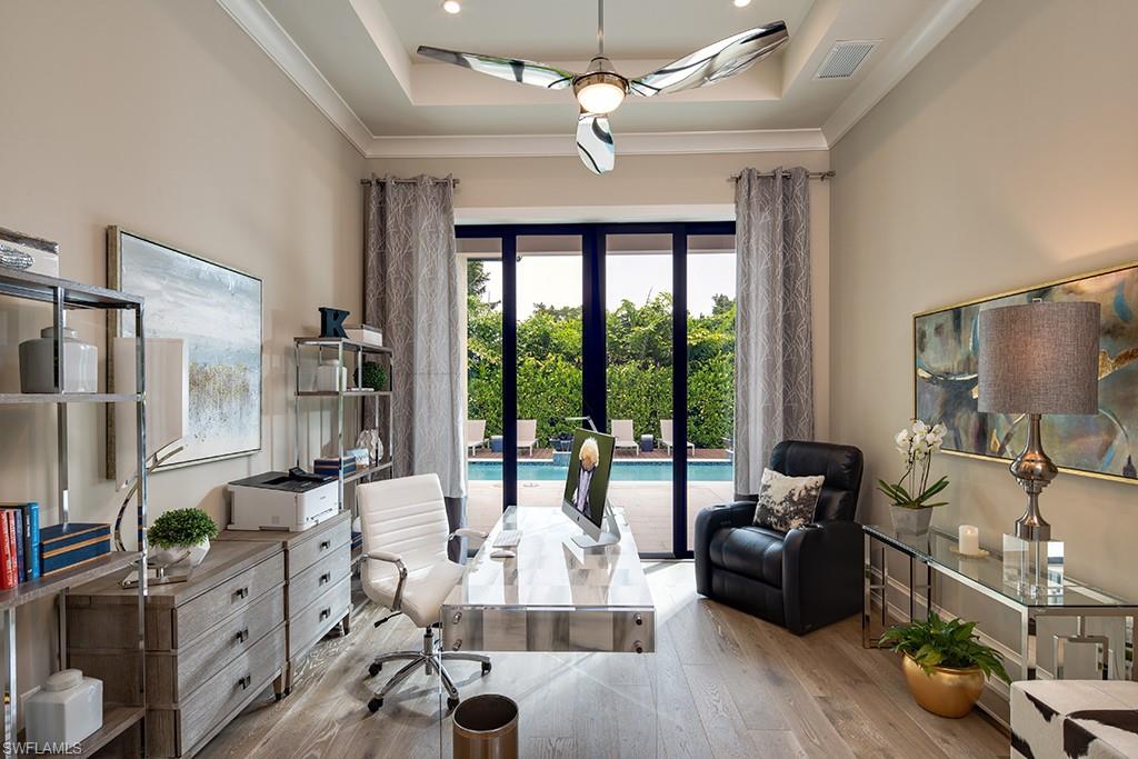 MOORINGS - Residential