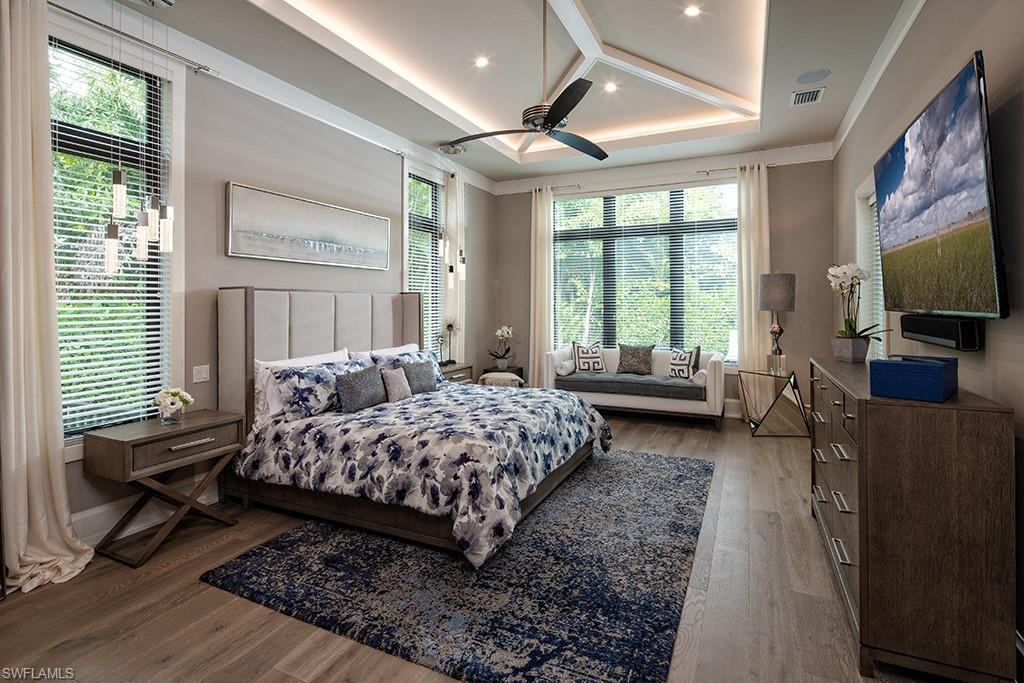 MOORINGS - Residential