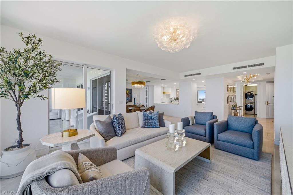 ESPERIA SOUTH - Residential