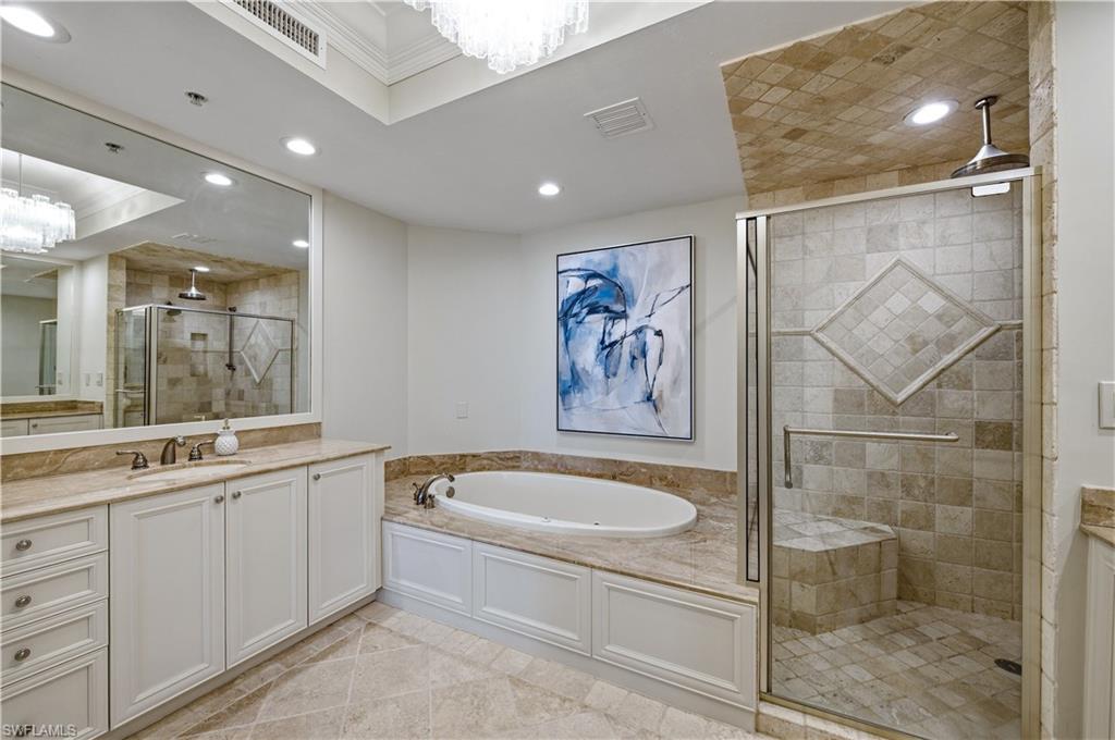 ESPERIA SOUTH - Residential