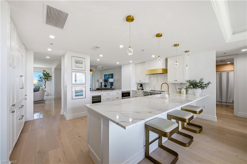 ESPERIA SOUTH - Residential