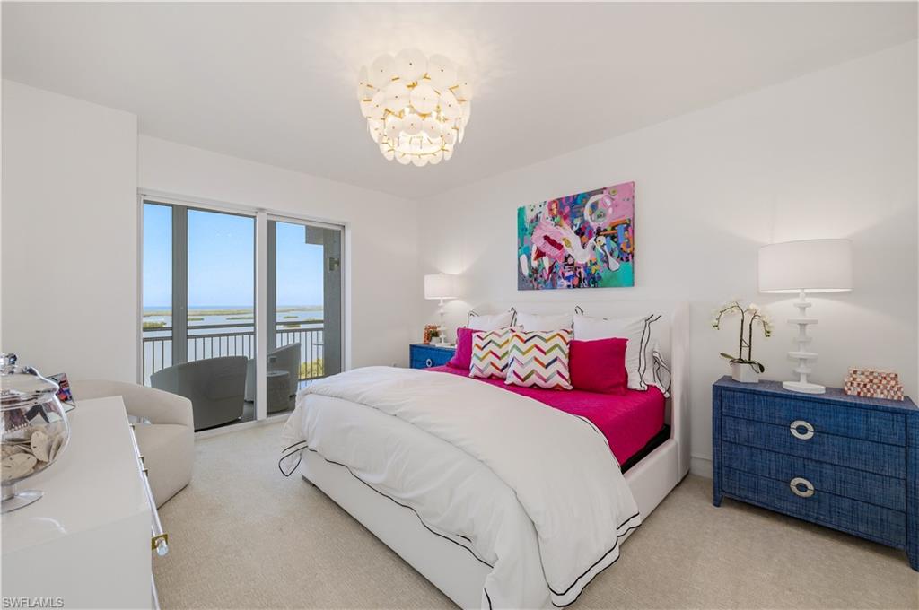 ESPERIA SOUTH - Residential