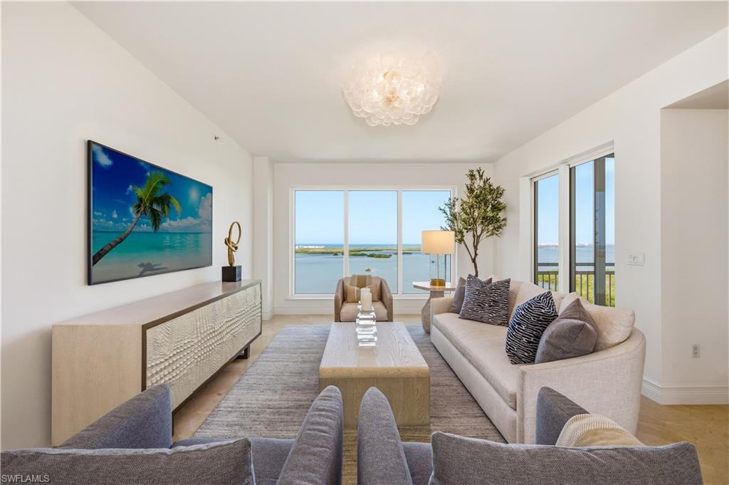 ESPERIA SOUTH - Residential