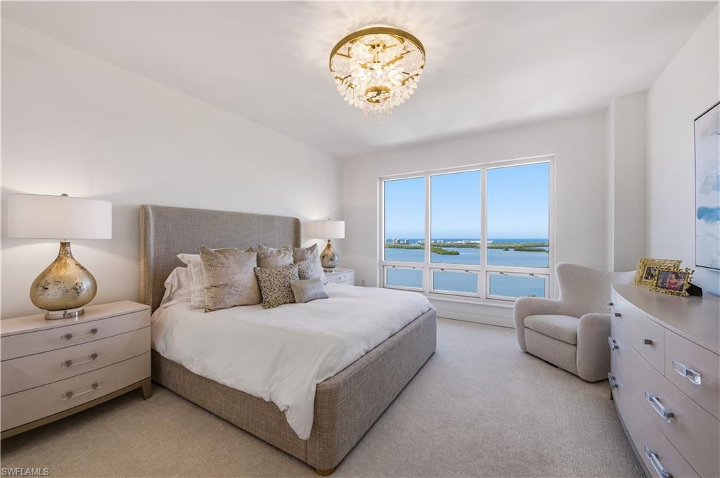 ESPERIA SOUTH - Residential