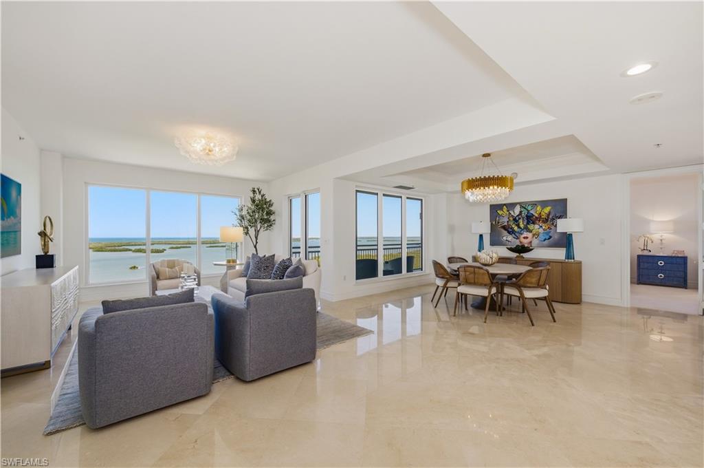 ESPERIA SOUTH - Residential