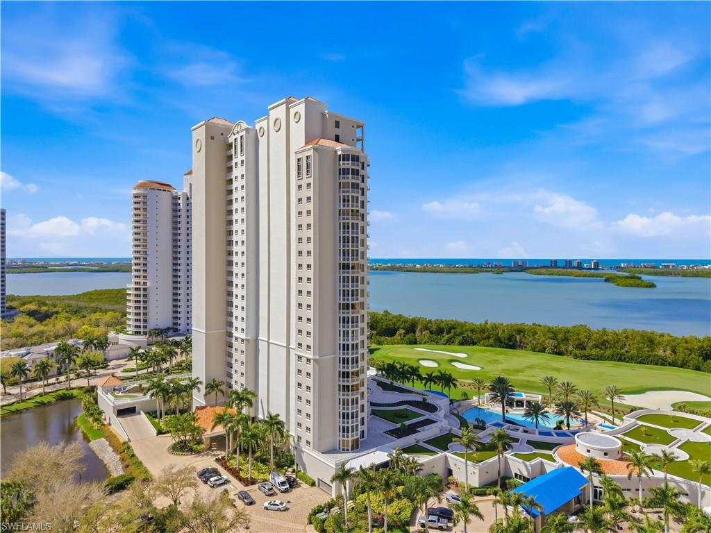 ESPERIA SOUTH - Residential