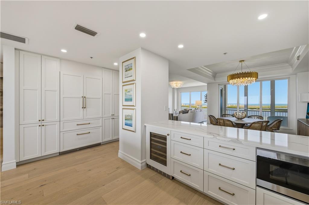 ESPERIA SOUTH - Residential