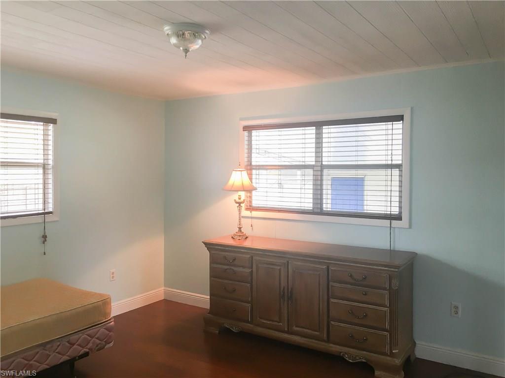 TRAILSIDE - Residential