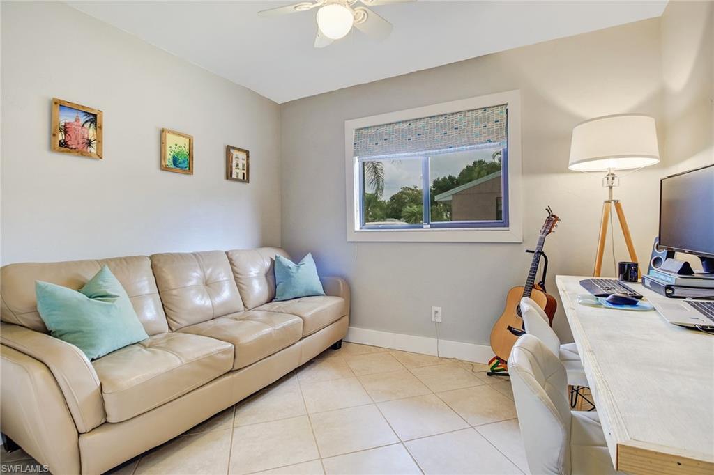 SAN CARLOS PARK - Residential