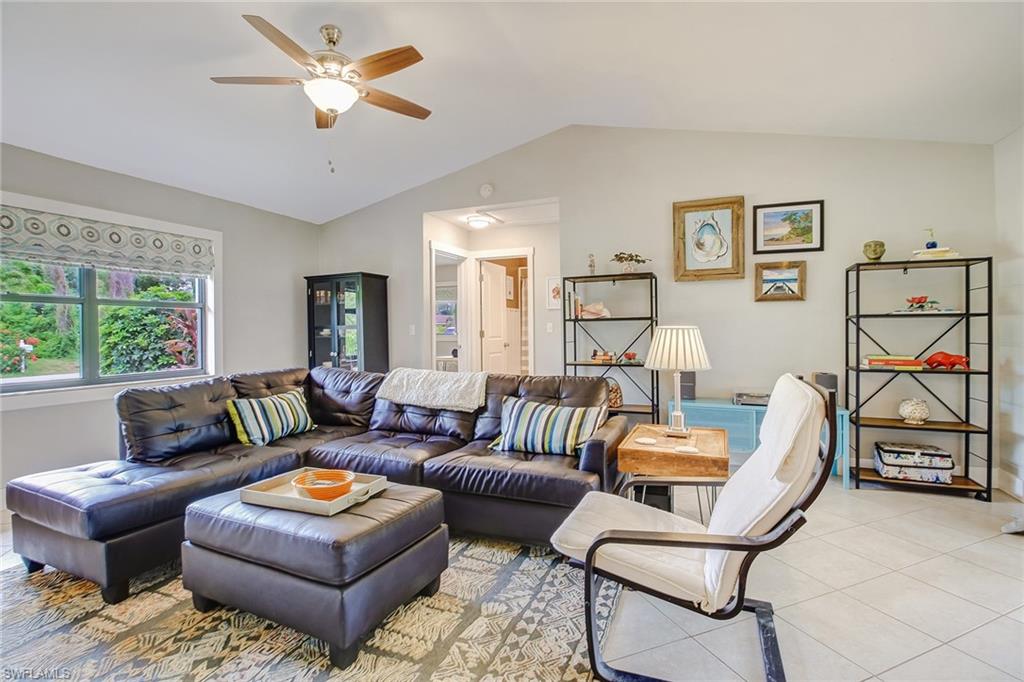 SAN CARLOS PARK - Residential