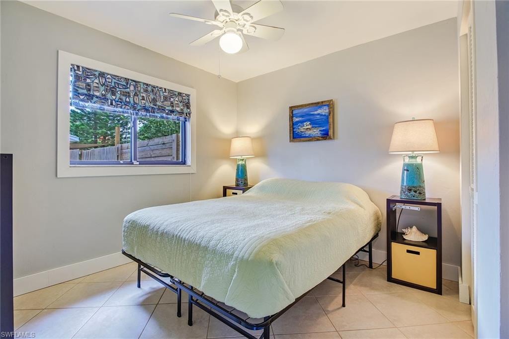 SAN CARLOS PARK - Residential