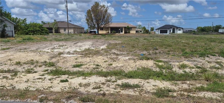 Great opportunity to own your own lot in the city of Cape Coral, ready to build the home of your dreams or an investment property. Submit your offer now before it’s too late!The seller has three additional lots available in the same area, conveniently located near shopping and restaurants. Approx. Lot Size: 80x120x80x120