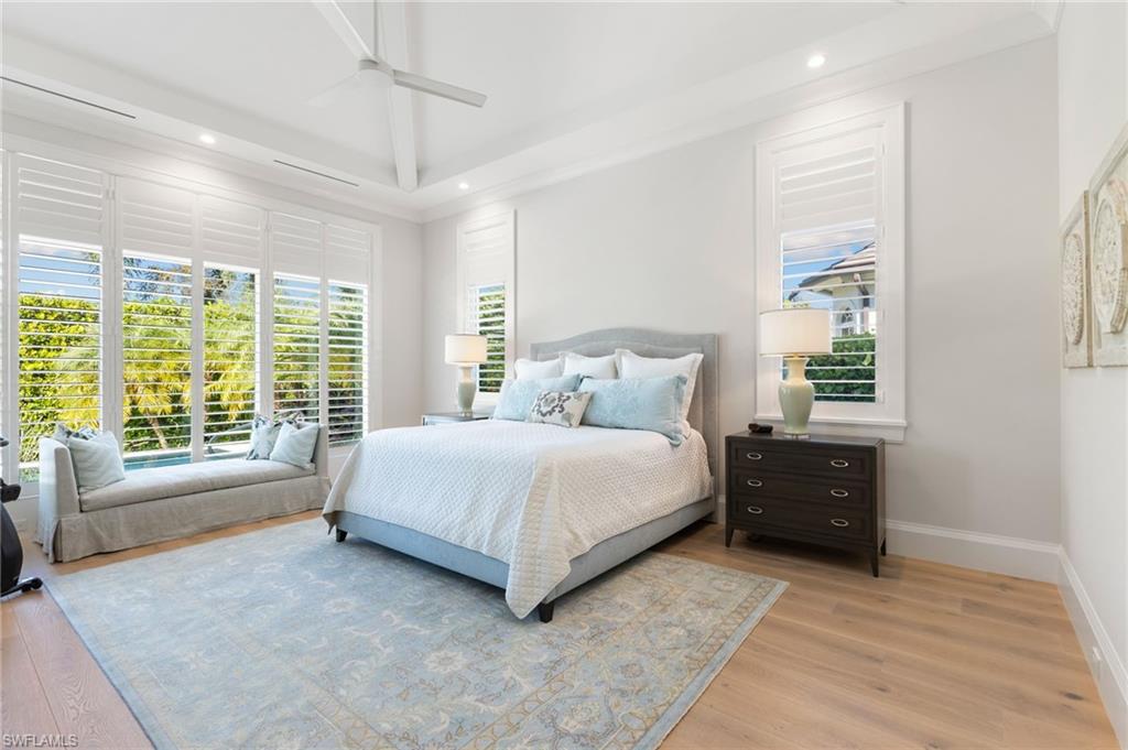 MOORINGS - Residential