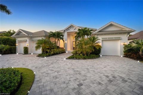 383 Cuddy CT NAPLES FL 34103
