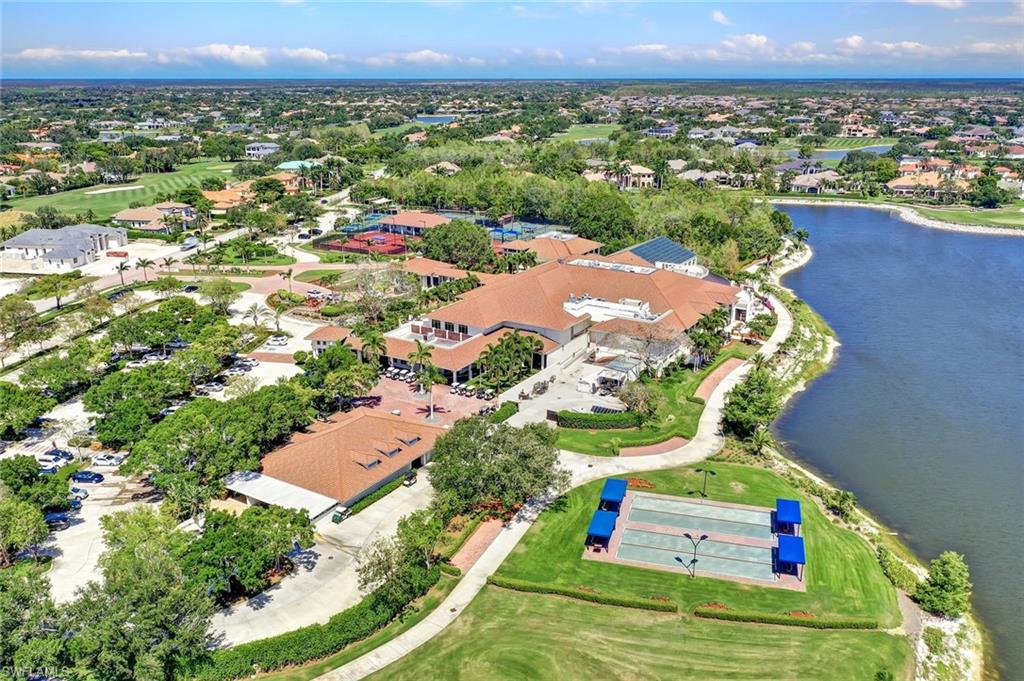 QUAIL WEST - Residential