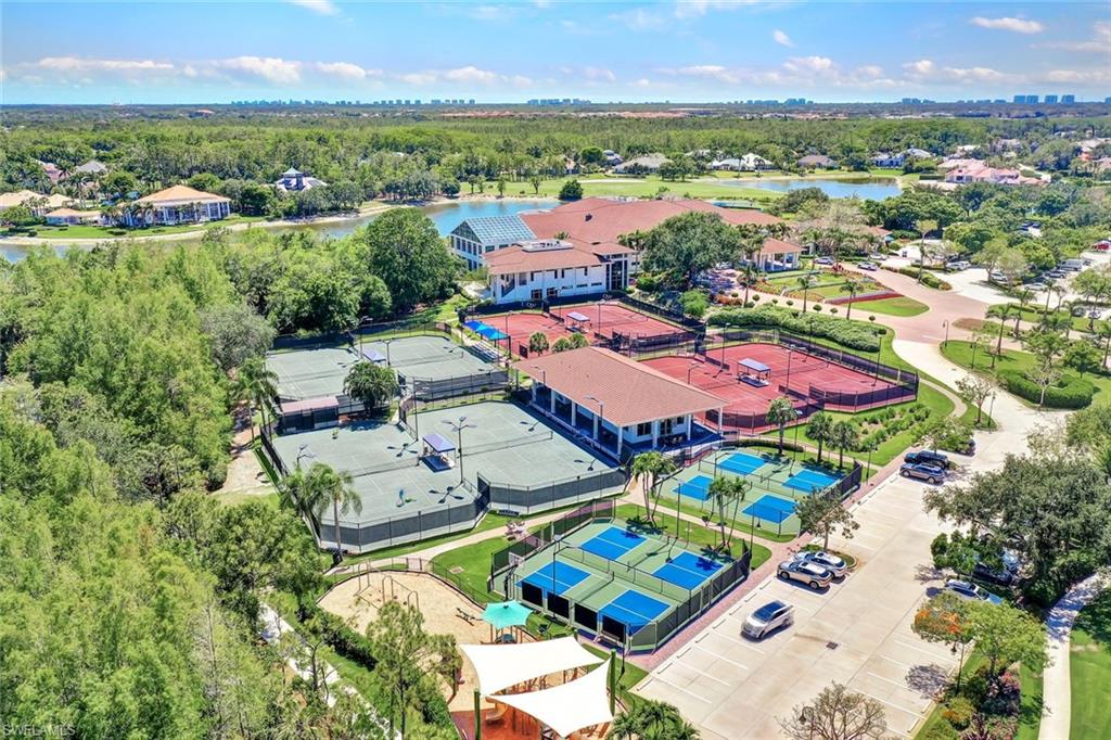 QUAIL WEST - Residential