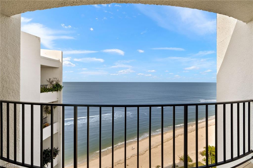 3951 GULF SHORE BLVD N PH 2C