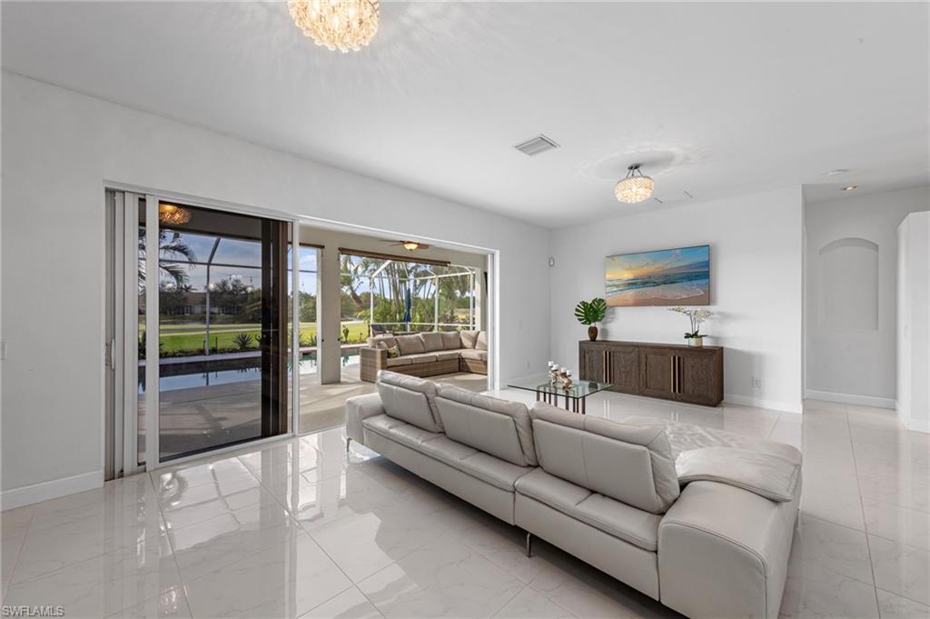 STONEYBROOK - Residential