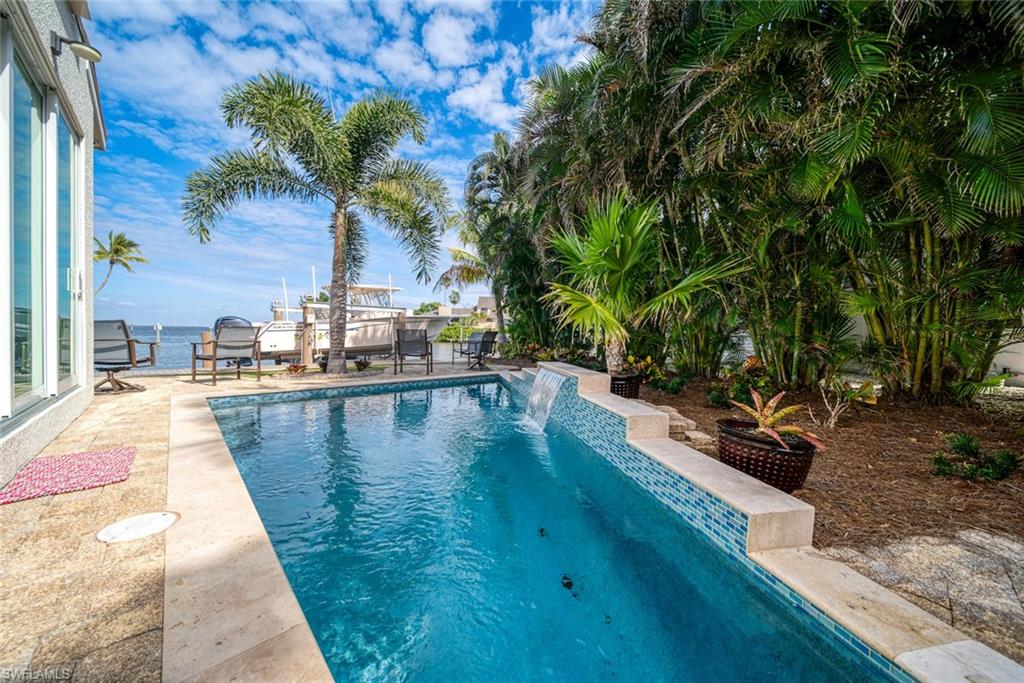 SANIBEL ISLES - Residential