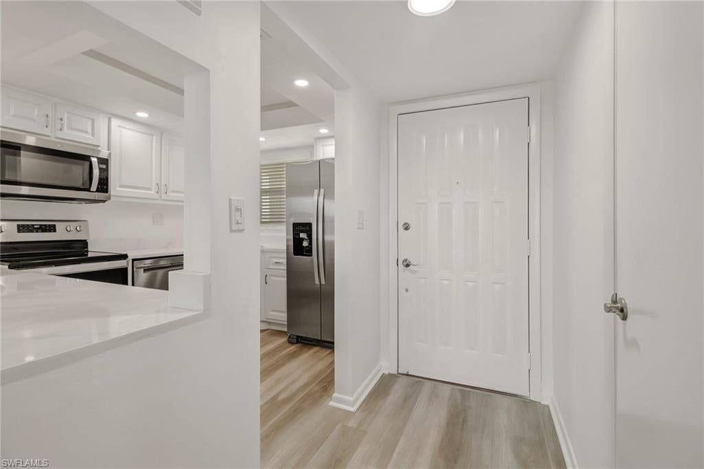 21 High Point CIR E 504