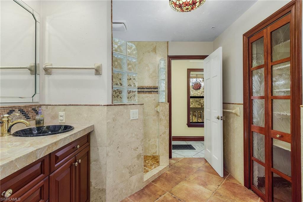 BAYVIEW ACRES - Residential