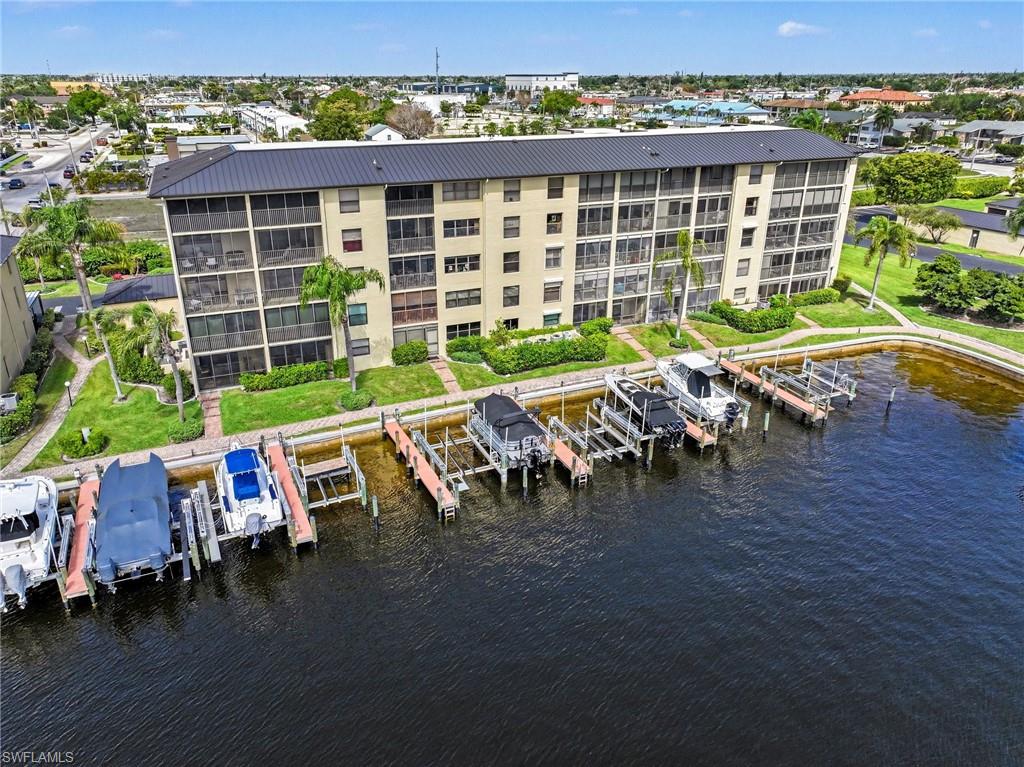 CLIPPER BAY CONDO - Residential