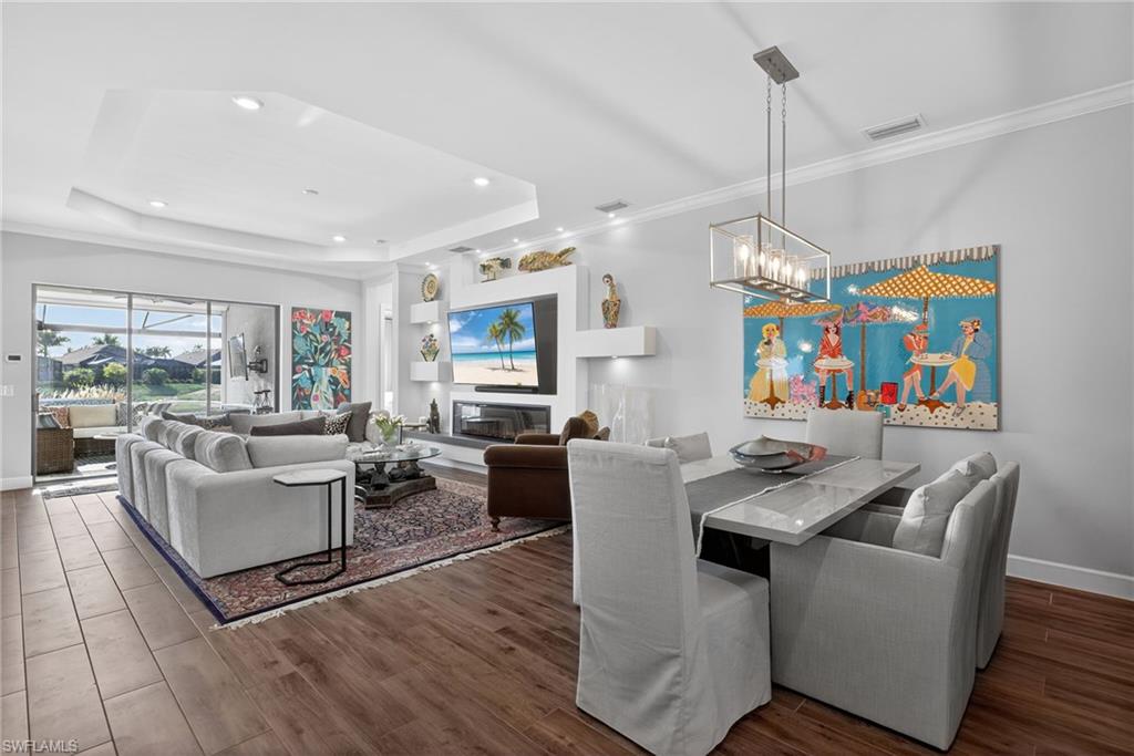 ESPLANADE BY THE ISLANDS - Residential