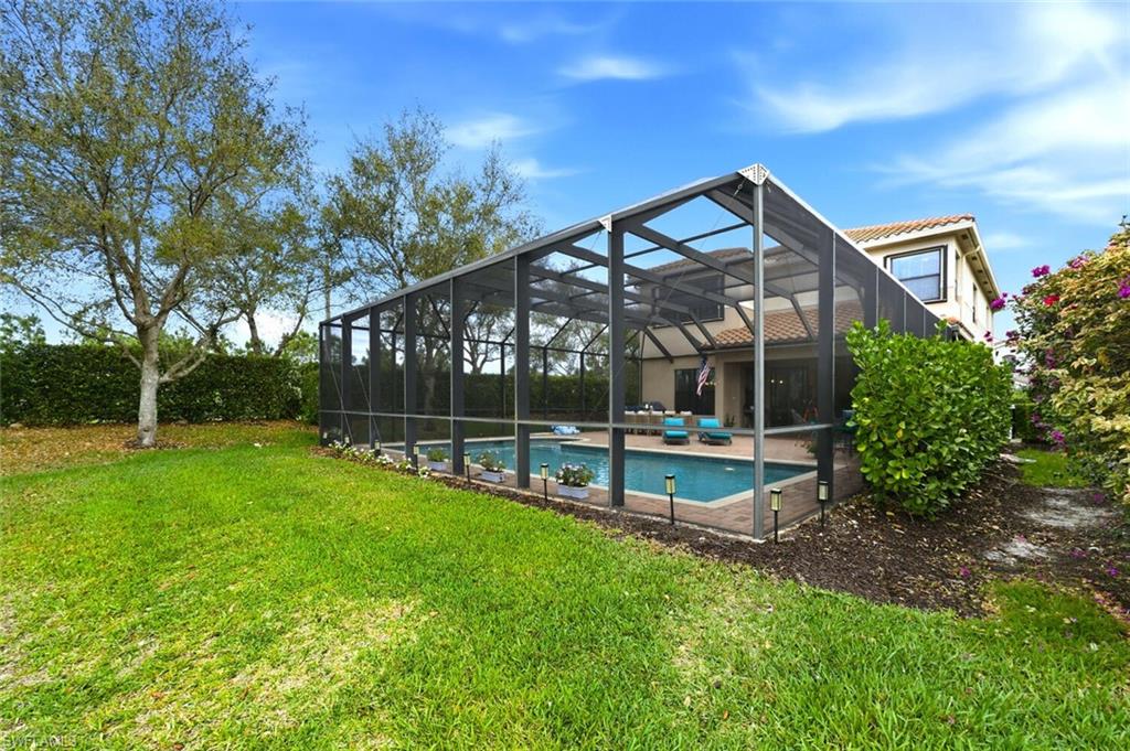 RIVERSTONE - Residential