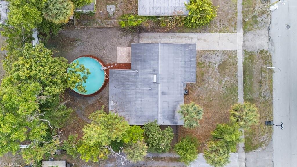 TROPIC ISLES - Residential
