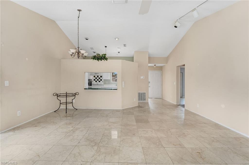 FOXMOOR LAKES - Residential