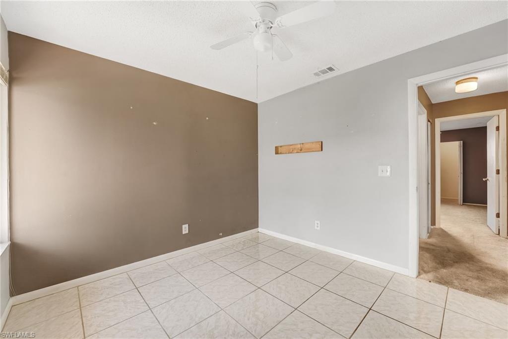 FOXMOOR LAKES - Residential