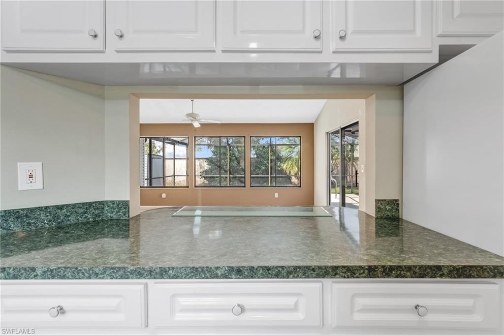 FOXMOOR LAKES - Residential